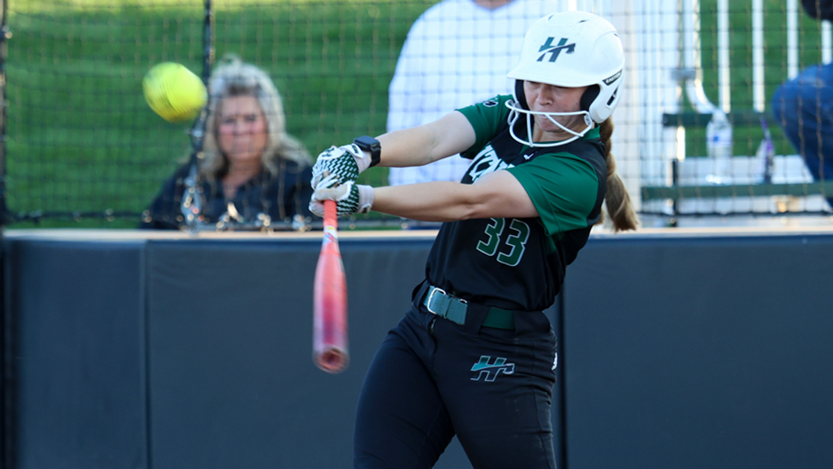Early Deficit Spoils Sweep, HU Still Claims Series