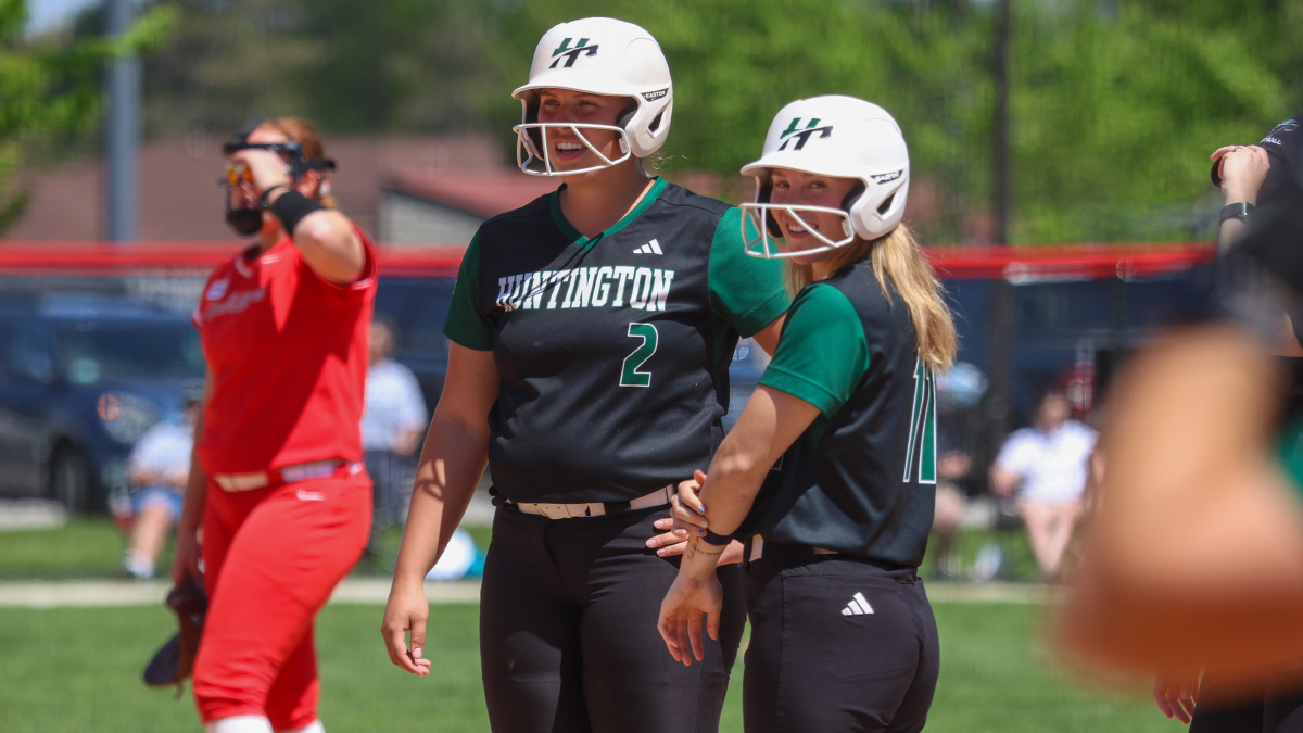 Huntington Falls in Regular Season Finale to (RV) IWU