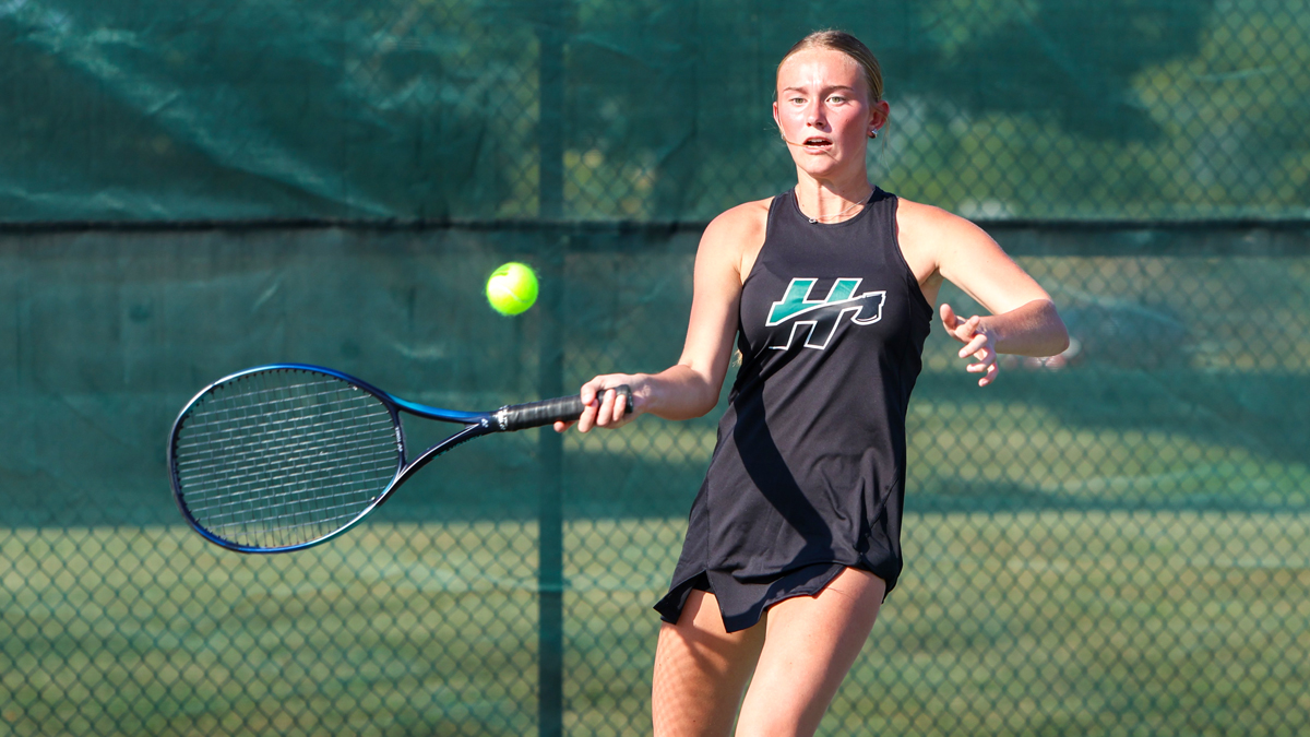 Three-Set Thrillers Define 4-3 Loss at No. 24 Oakland City